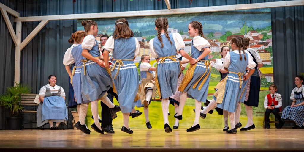 KindertanzgruppeMenzingen
